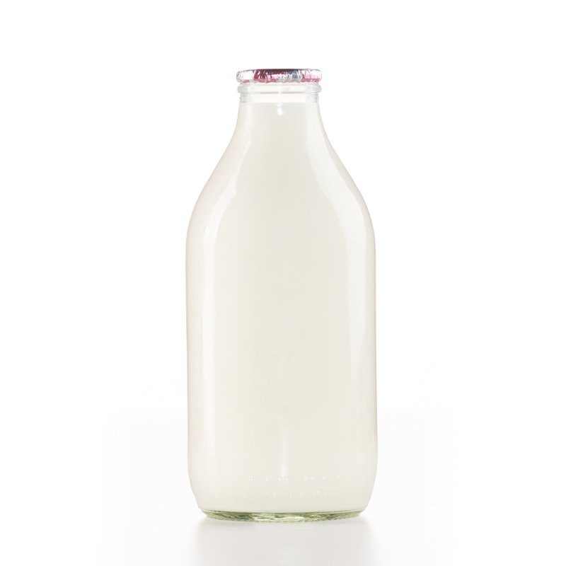Organic-Skimmed-Milk-1-Pint-Glass-Bottle-Isolated-1.jpg